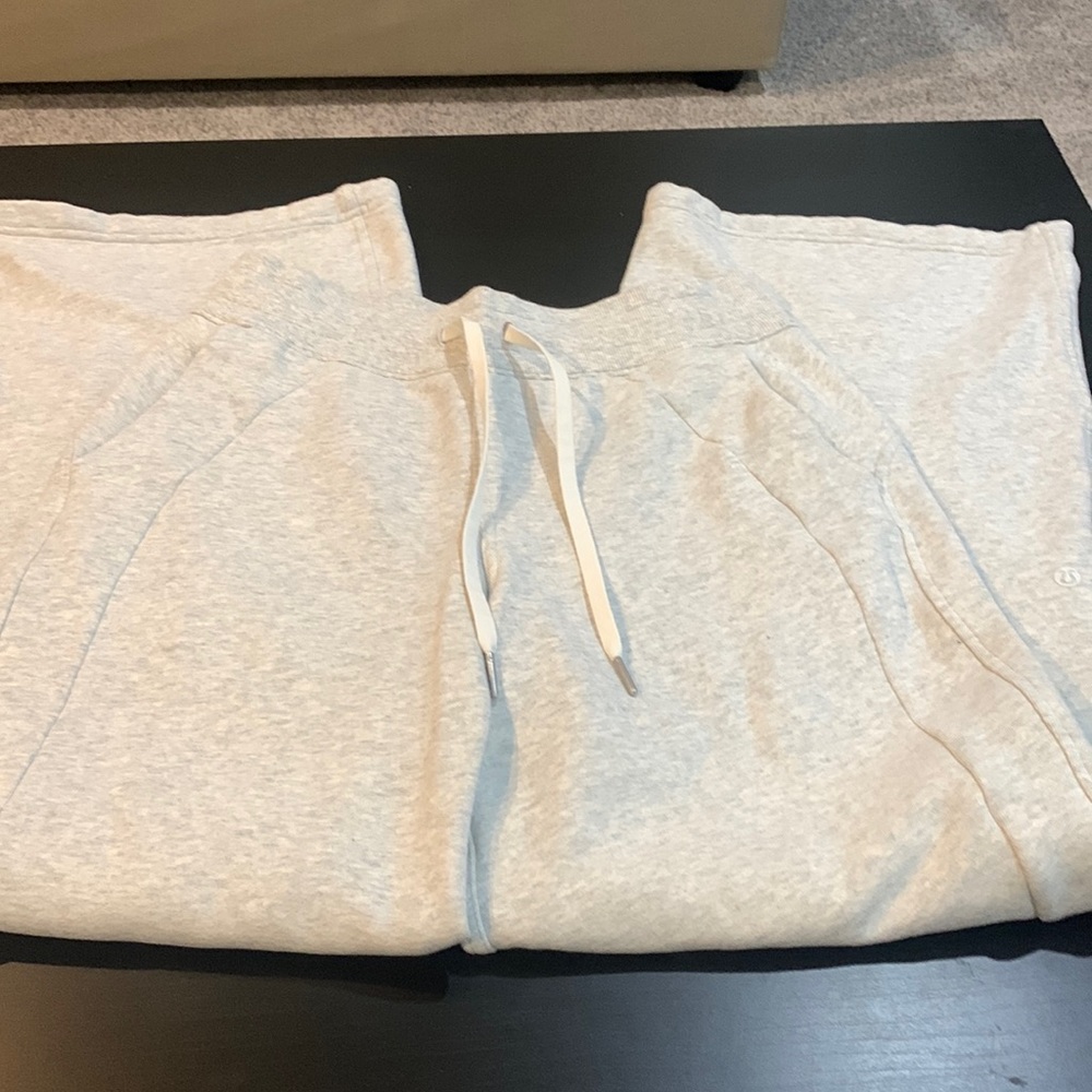 Lululemon Scuba Wide Leg Sweatpants